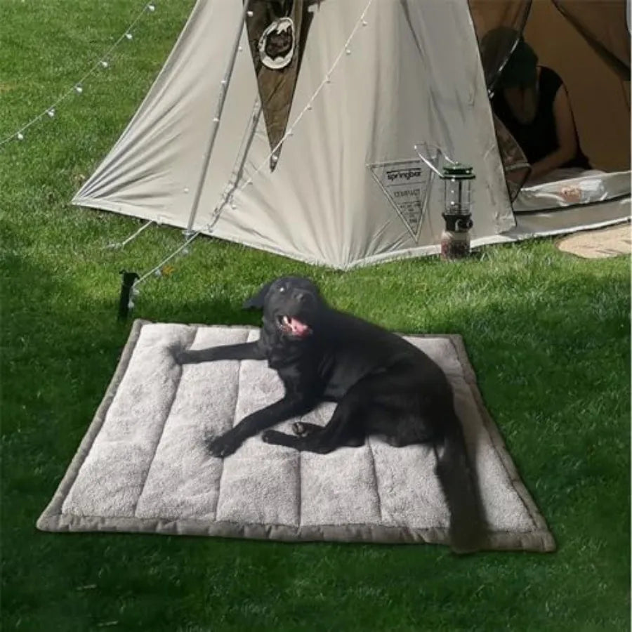 Outdoor Dog Bed, Portable Travel Mat, Rollup Pet Camping Gear, Crate Pad with Carry Handles, Super Soft, Machine Washable, 42'